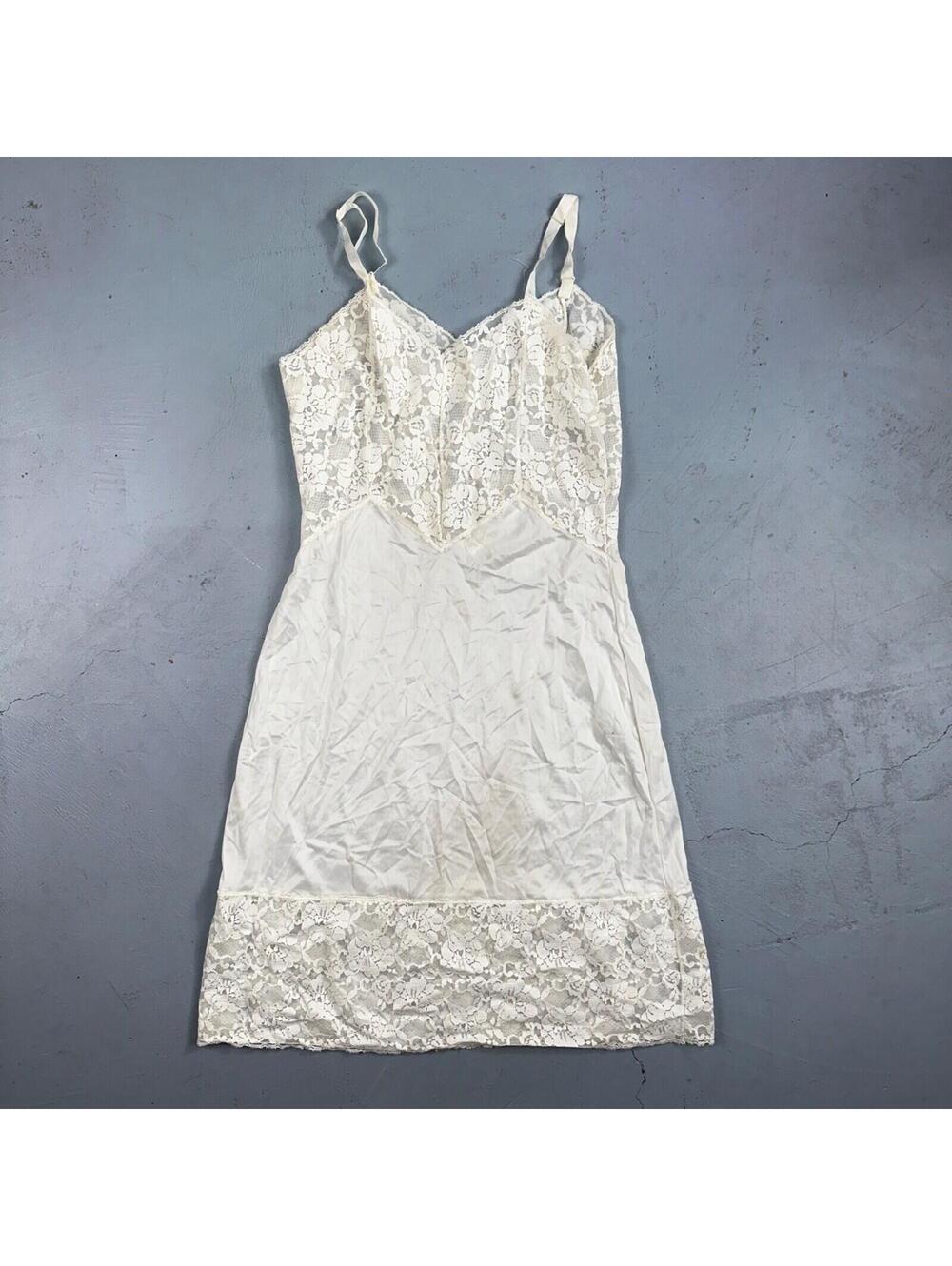 VTG 1960s Aristocraft Lingerie Slip Dress Sleepwear Full Sweep Nightgown Lace